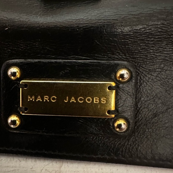 Marc Jacobs Black Bifold Clasp Long Wallet - Picture 7 of 11